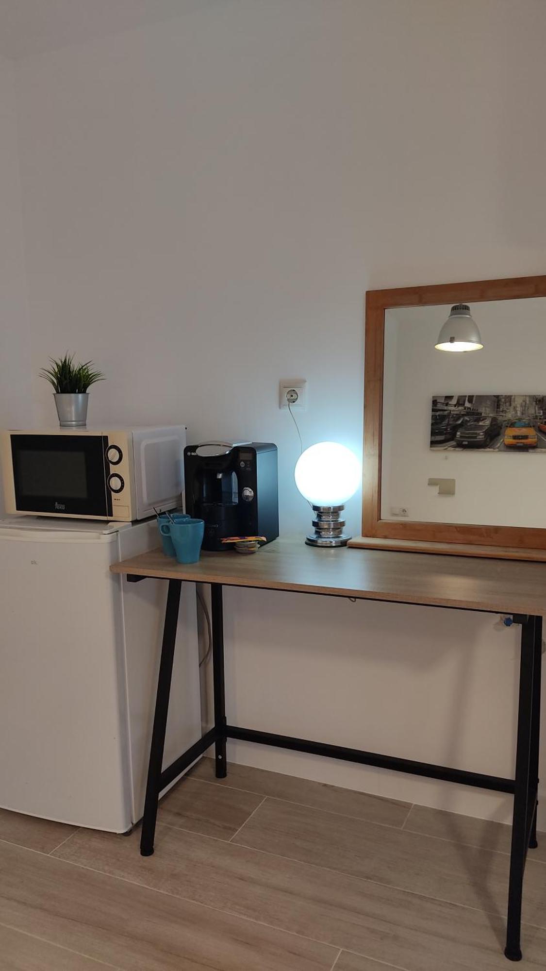 Apartment B2, Estudio Independiente Junto Aeropuerto Valencia *